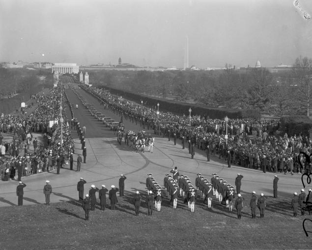 kennedy funeral cortege at arlington